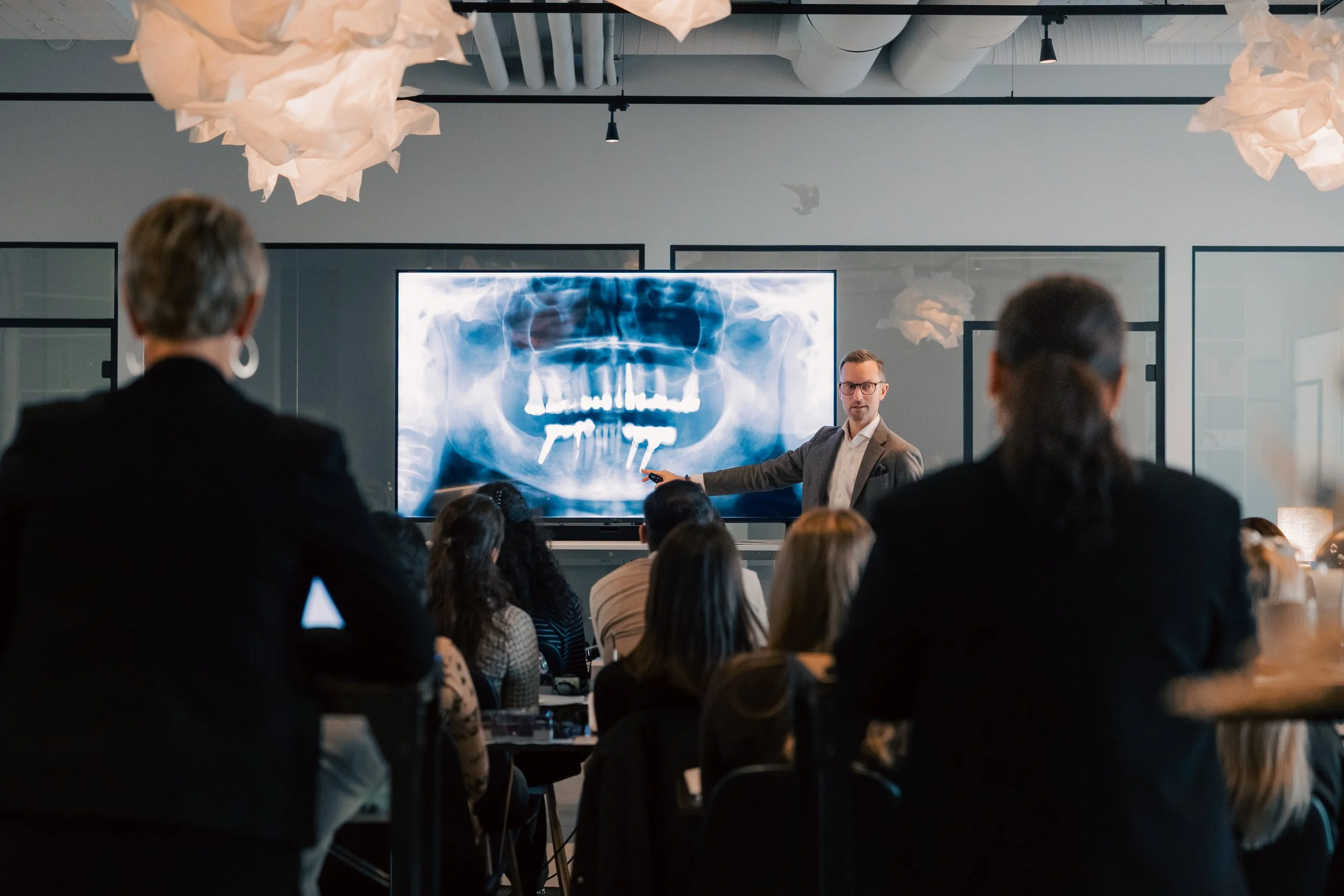 Steg 1, Implantatutbildning